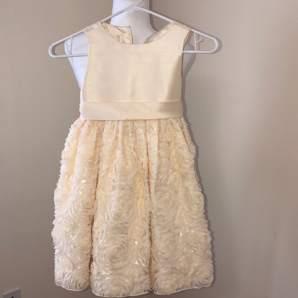 AMERICAN Princess cream flower dress